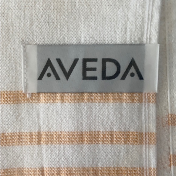 AVEDA Beach Towel - Picture 12 of 14